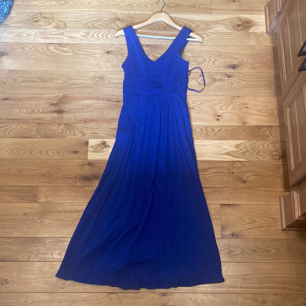 Selling dark blue long dress. Size Womens 2.